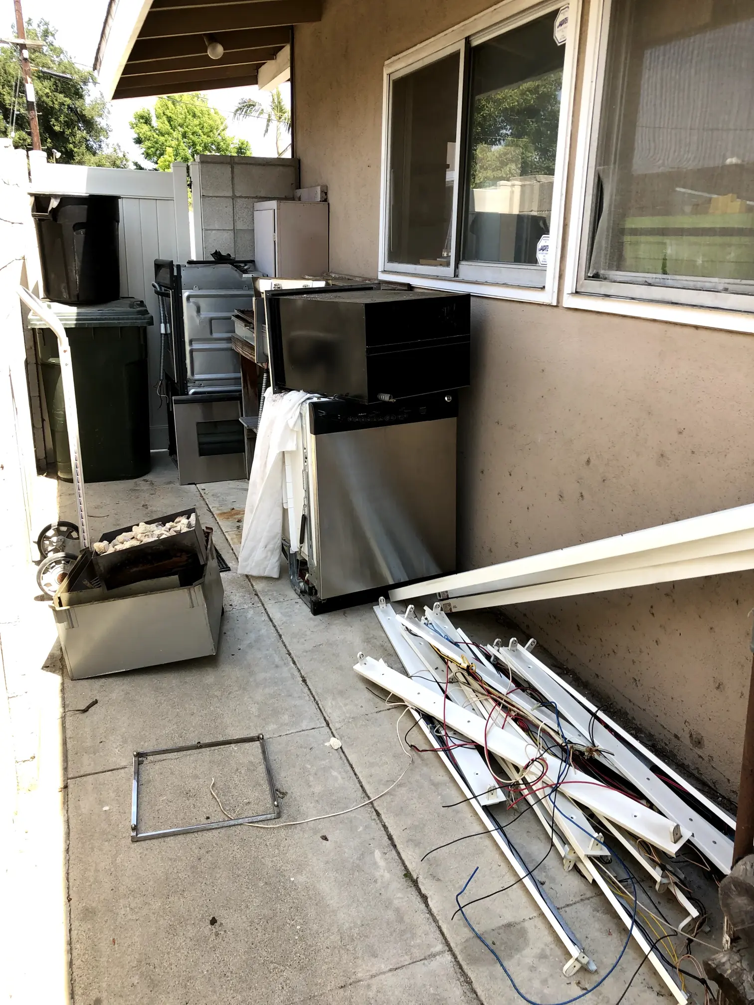 What Junk Removal Company Do with Junk From Trash to Treasure